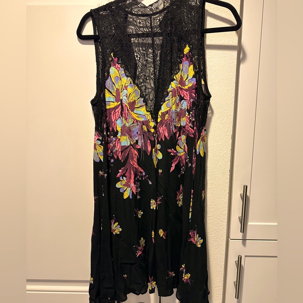 Free People Dress or can also be worn as a long blouse